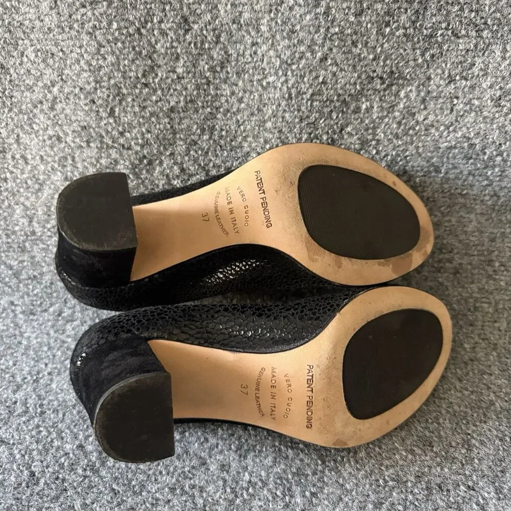 ANYI LU Black Textured Leather Slip-On Block Heel Pump Ribbon Animal Print 7